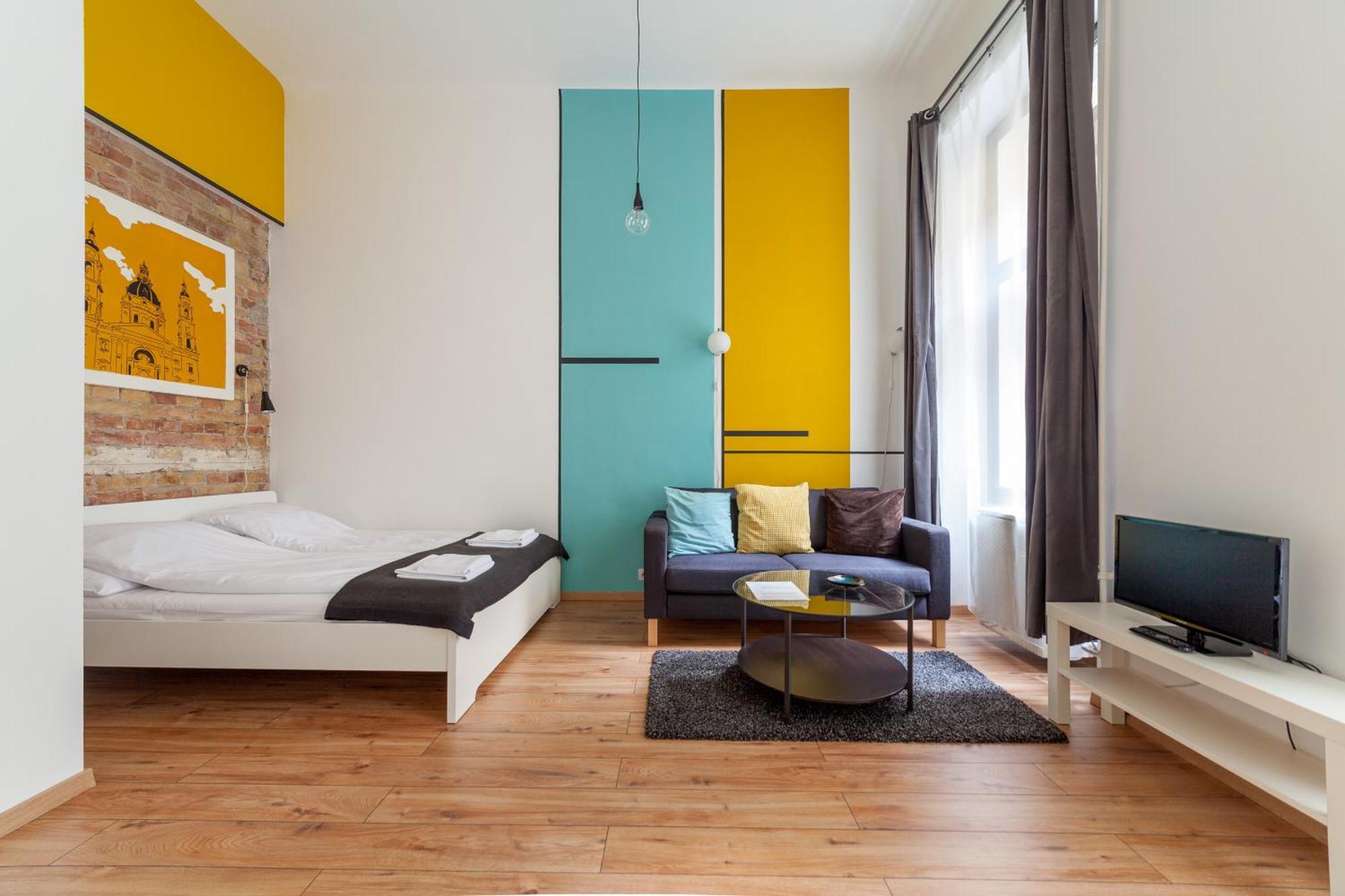 Tatra 4 Studios Budapest Exteriör bild
